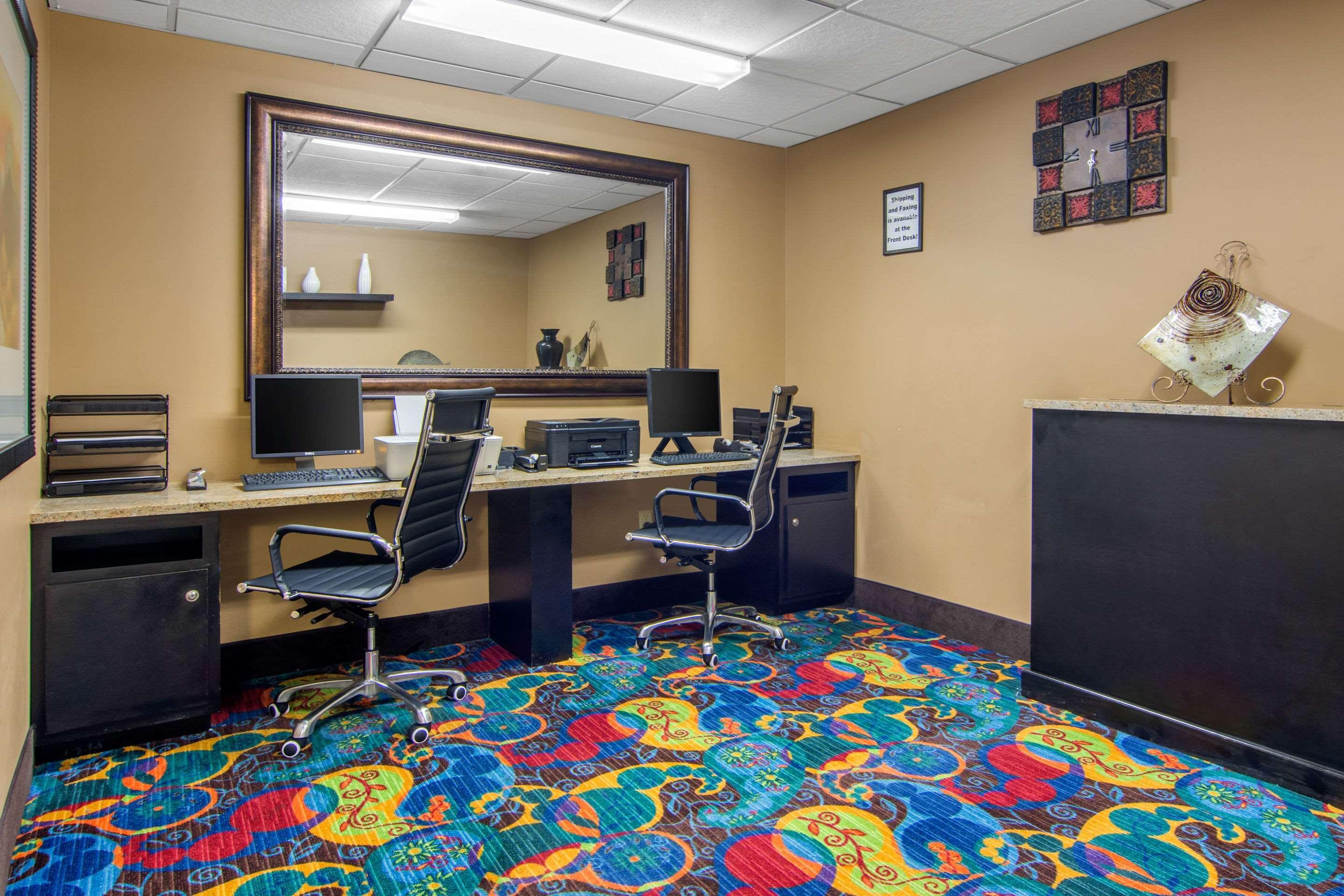 Comfort & Inn Suites Canton Exterior photo
