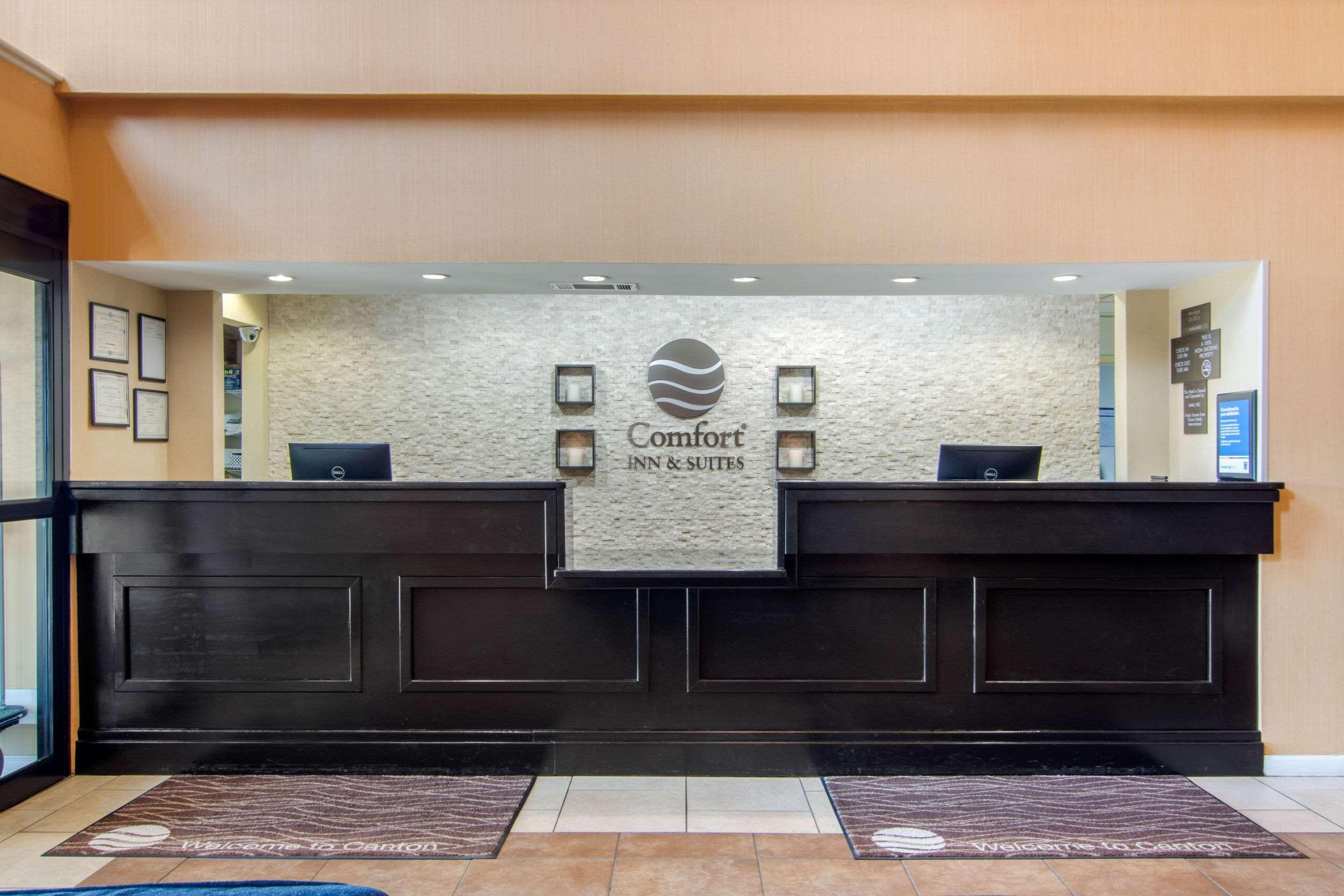 Comfort & Inn Suites Canton Exterior photo